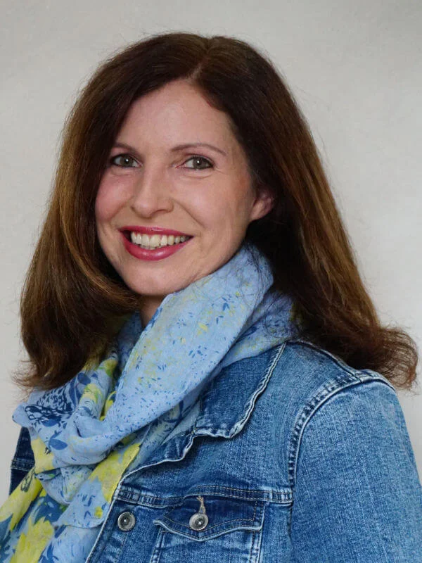 Ariane Hinrichs